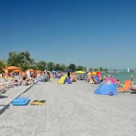 펜션 Holiday Balatonlelle/balaton 19066 *