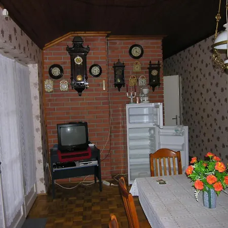 Holiday Balatonlelle/balaton 19066 펜션 발라톤엘